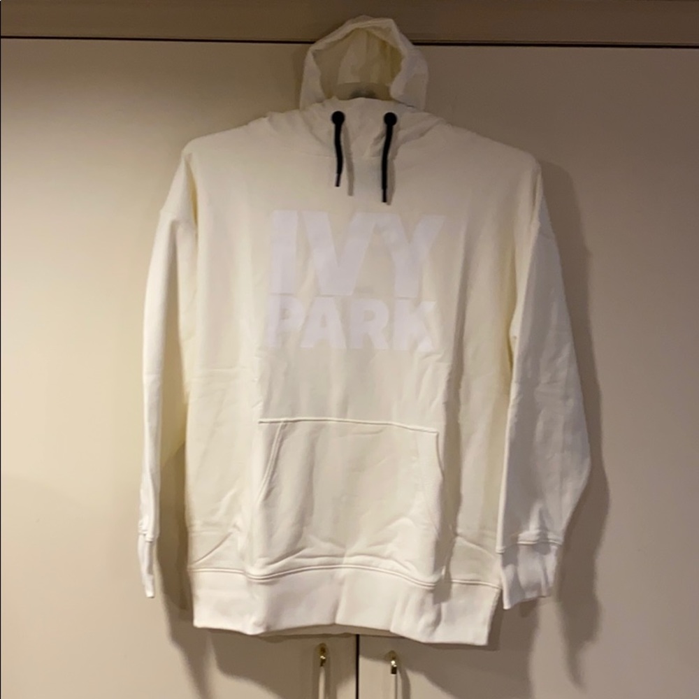 NWT IVY PARK Oversized Hoodie Medium